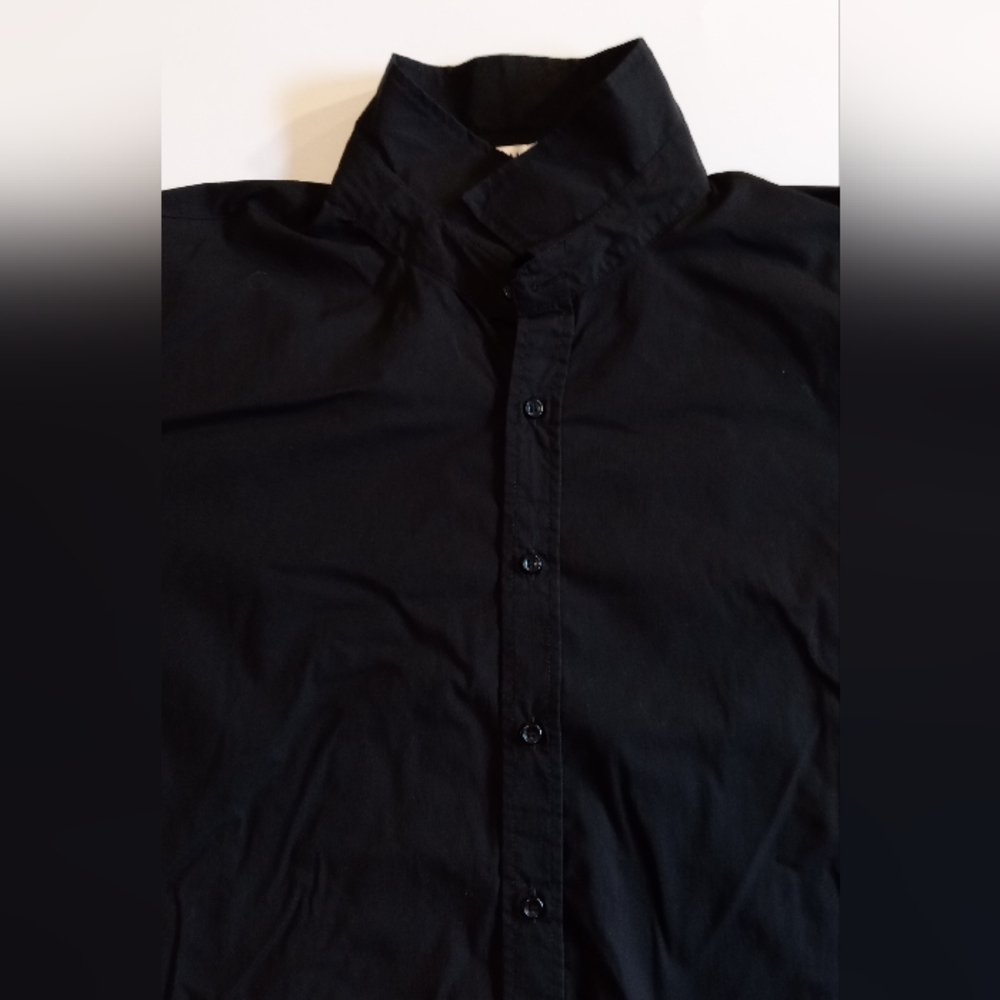 H2H button down shirt